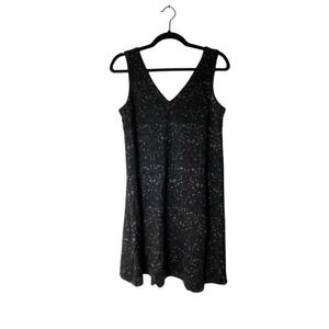 Black and silver mini dress with a touch of glamour. Small Loft